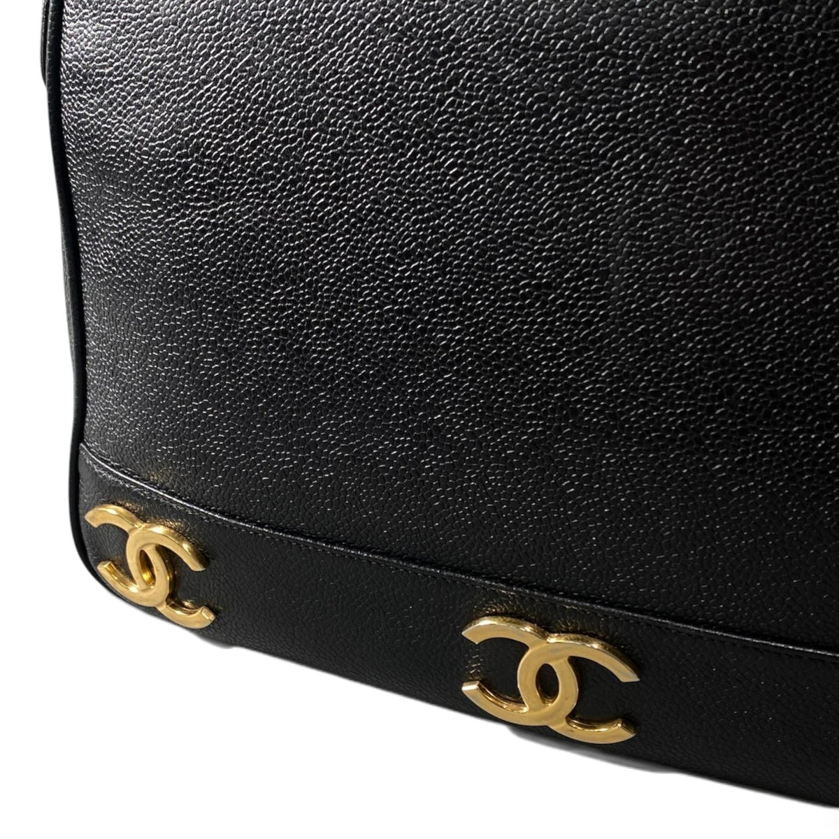c18 Caviar Skin Triple Coco Chain Shoulder Bagt18r