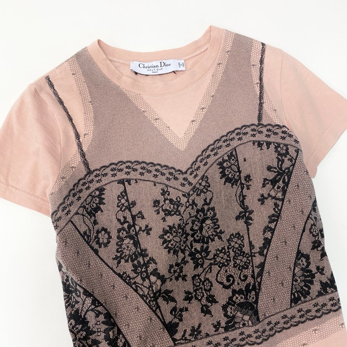 @Ih10 Christian Dior Short-Sleeve Top (2006 Galliano Era) – Trompe-l'œil Lace-Print Corset Style – Model 6E16155202 F36 – Pale Orange & Black – 100% Cotton – Women'su02t