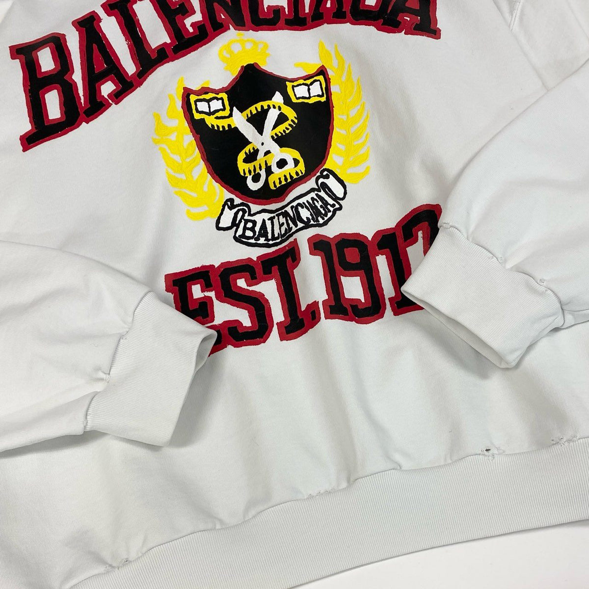 @d7 BALENCIAGA 2022 Distressed Hoodie White Size M Men's Demna Era Oversized Sweatshirtk02i