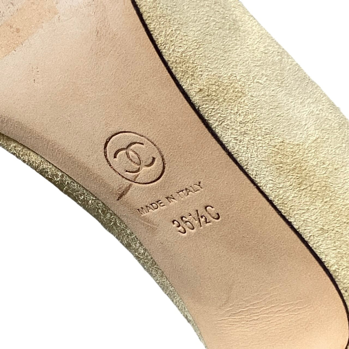 h10 【美品】CHANEL Matelassé Chain Trim Suede Pumps Size 36.5Ck02i