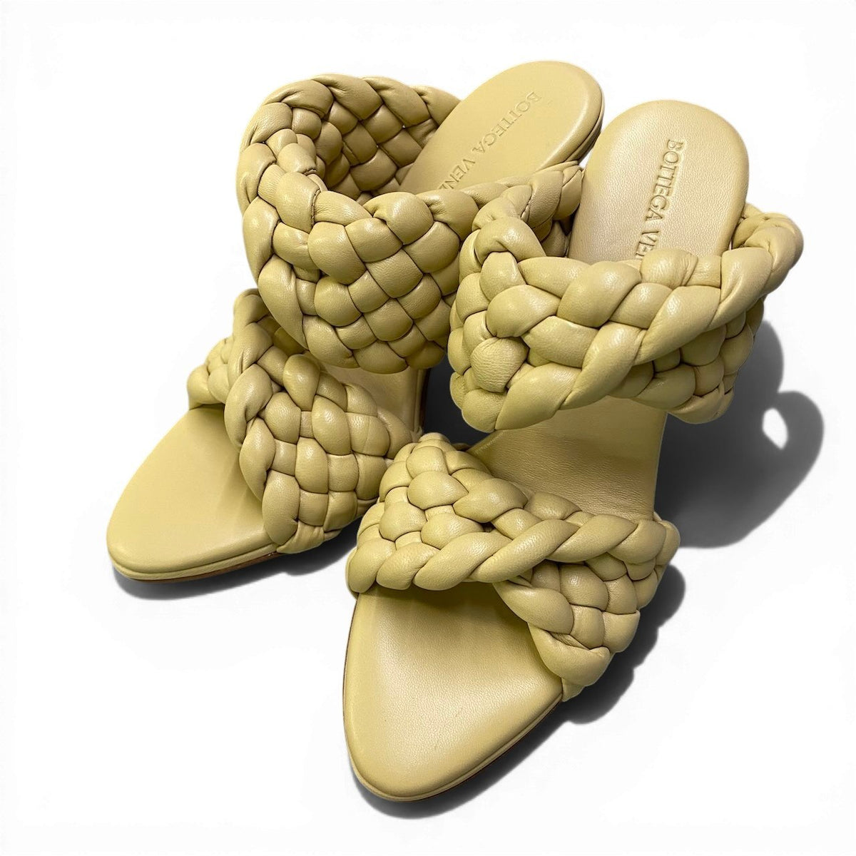 @Ad2 BOTTEGA VENETA Intrecciato Curved Sandalsta1