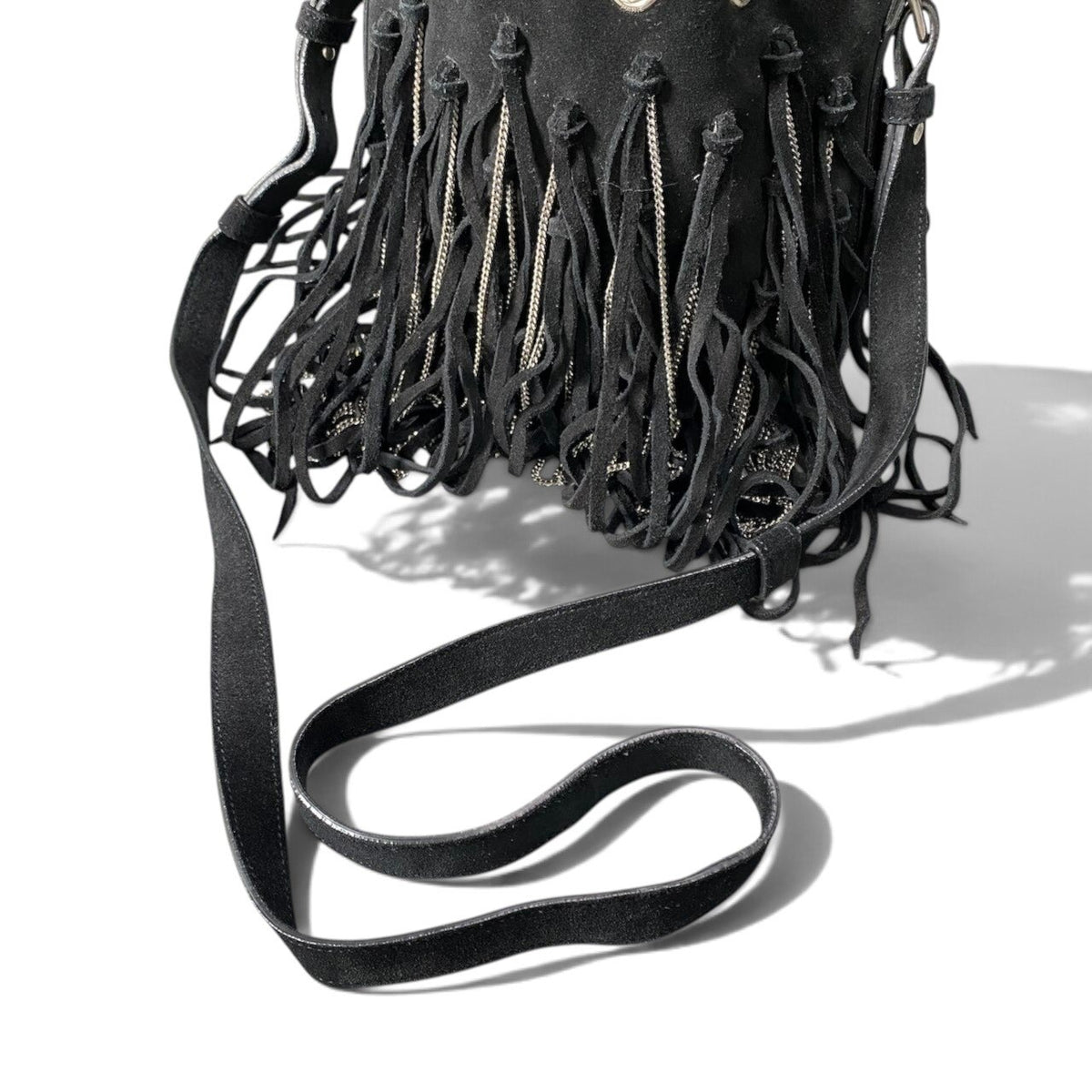 h21 SAINT LAURENT Fringe × Chain Bucket Shoulder Bag Black Leathert18r