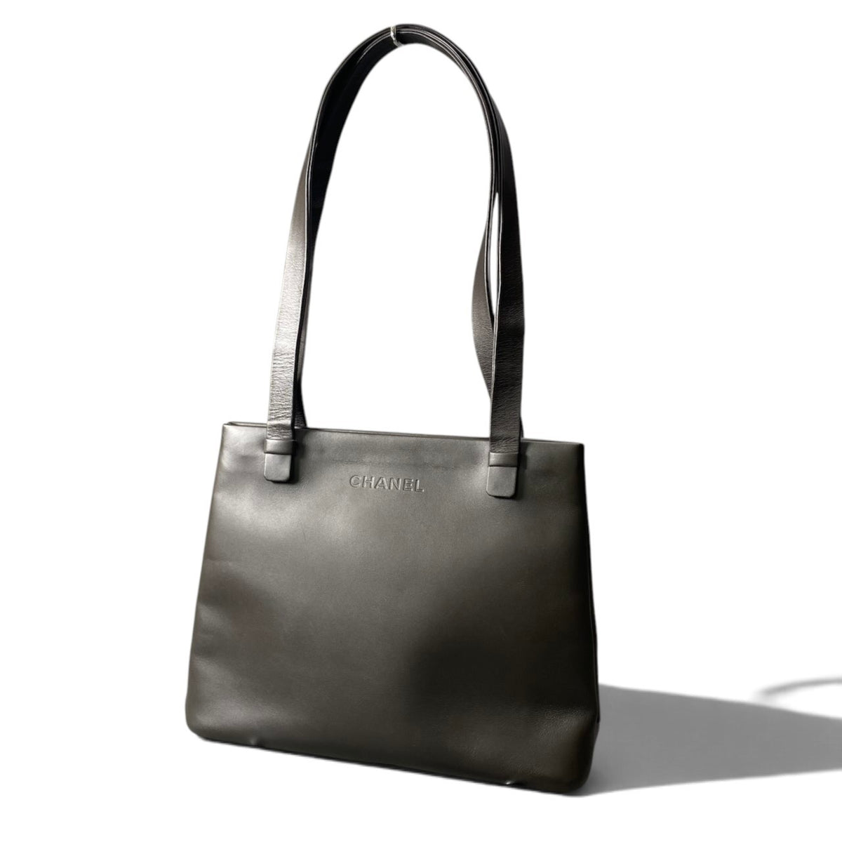 h13《美品》 CHANEL Chanel All-Leather Shoulder Bag (Black)t18r