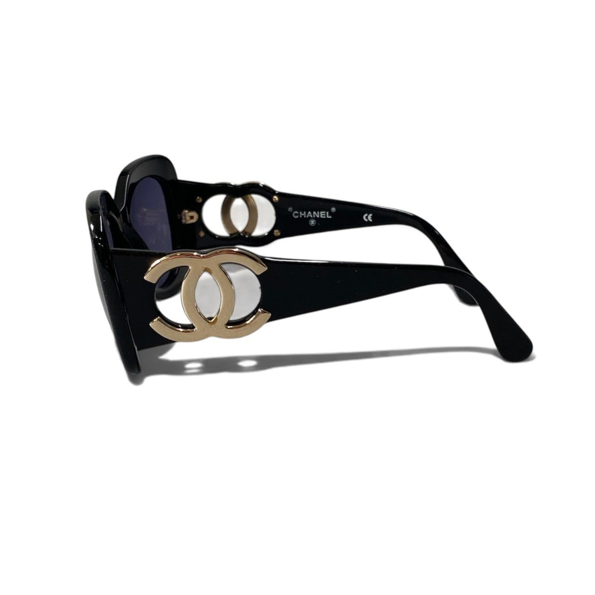 h12 CHANEL CC Logo Sunglasses Eyewear 05253 94305 Black Gold Women'sta1