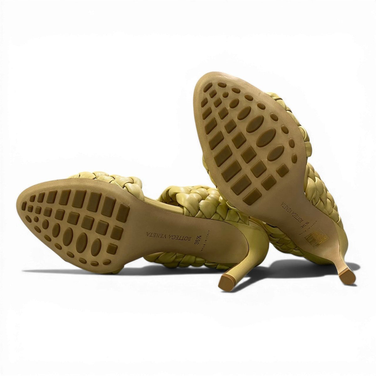@Ad2 BOTTEGA VENETA Intrecciato Curved Sandalsta1