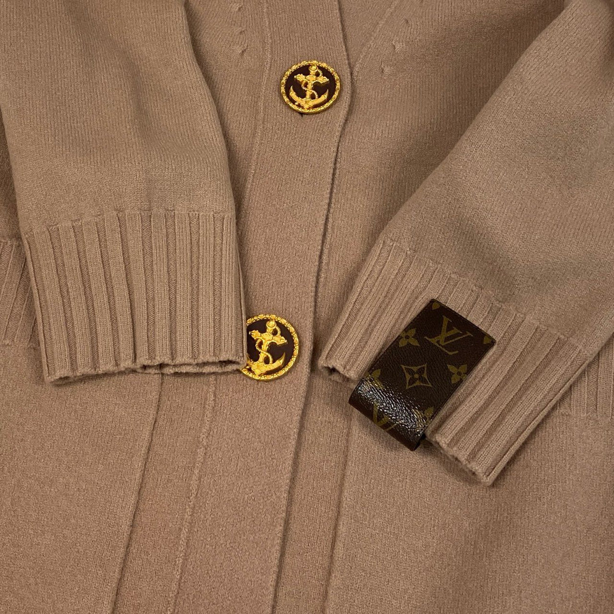 @ S Eb19 LOUIS VUITTON Long Knit Cardigan M Wool Pink Beiget18r