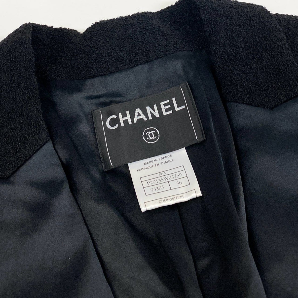 @ Ca14 CHANEL 2006 Gripoix Button Tweed Coat P29135 Blackta1