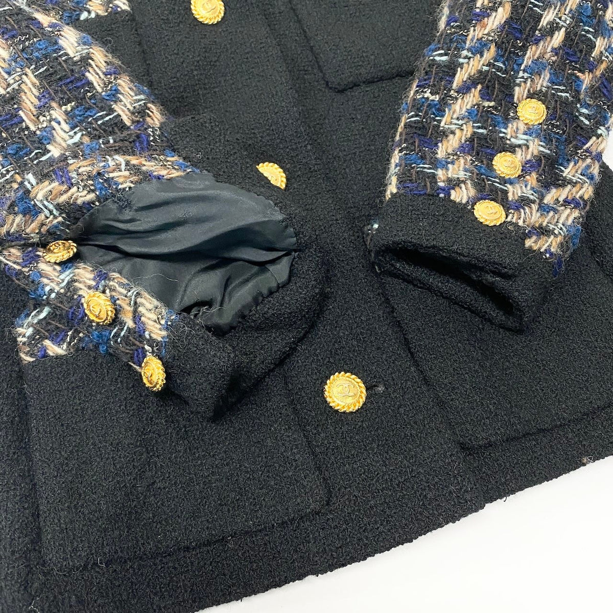 @C CHANEL Vintage 90s Skirt Suit Set Black Tweed Blue Plaidnu1