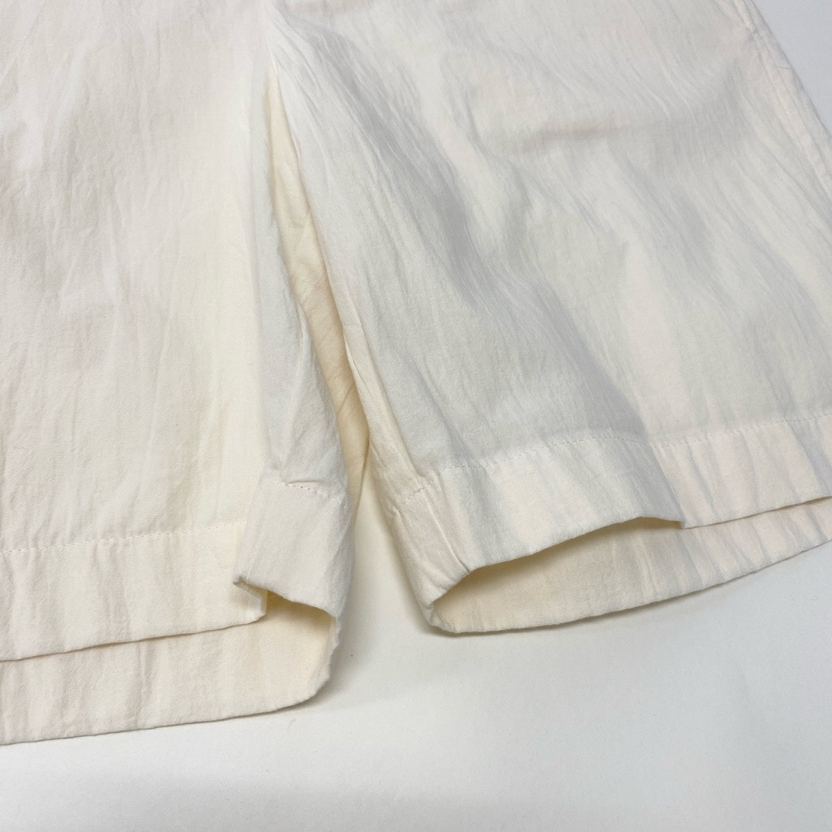Mh1 PRADA Prada Shorts – Triangle Logo, Cotton, Adjustable Waist – Made in Italy – Size S – Ivory – 100% Cotton – Men'su02t