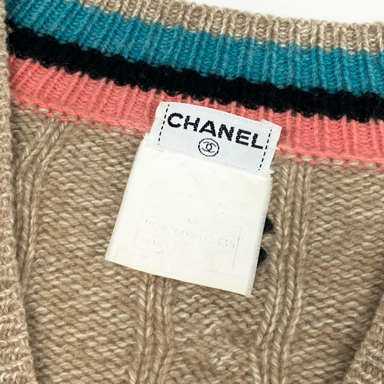 @ Cb9 CHANEL 1996 Cashmere School Knit Sweater Beige Coco Mark Size 42 Womenk02i