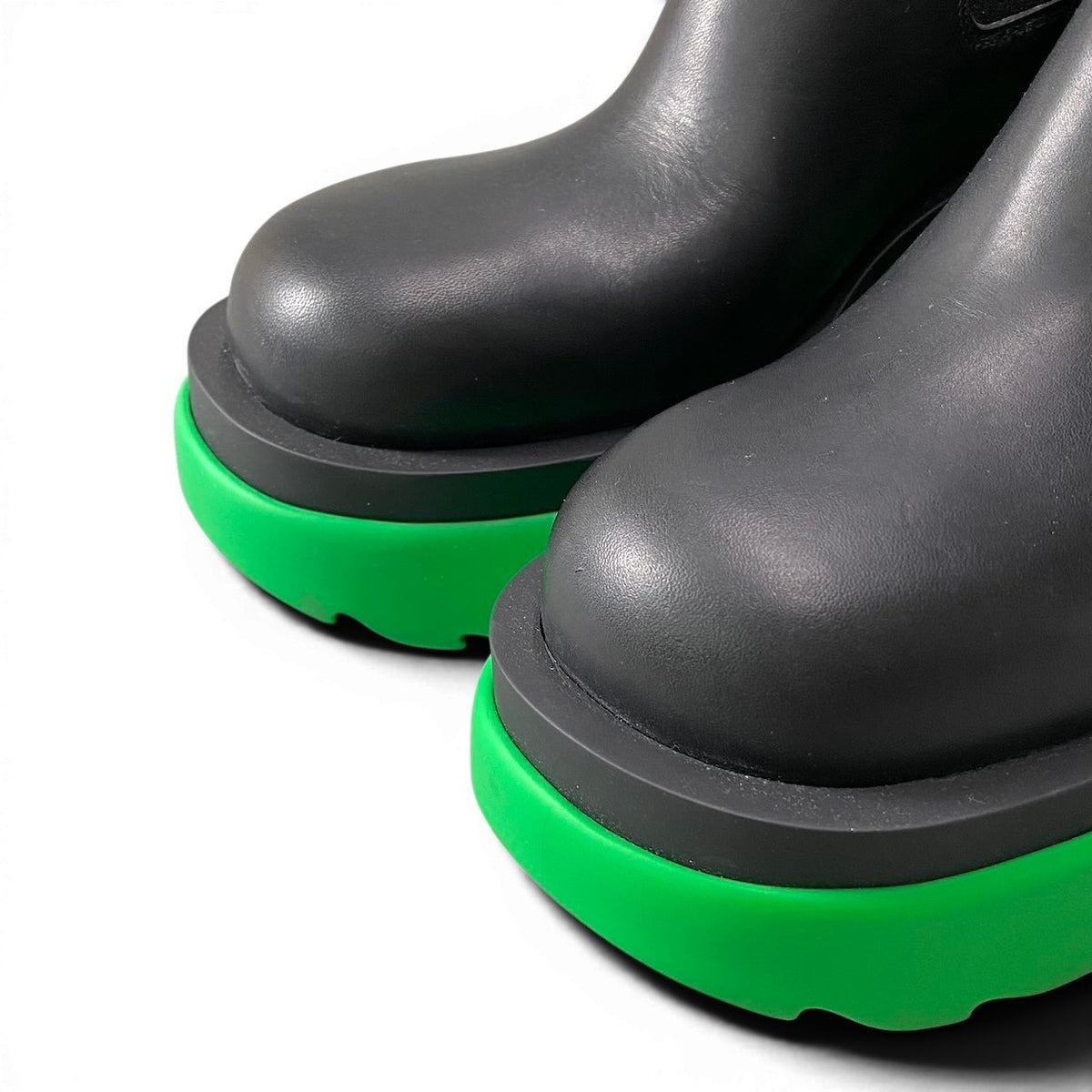 ＠e4 BOTTEGA VENETA Flash Chelsea Boots Black Green Leather Side Gore Platform Ankle Boots Size 37 Women’s Italyo07t