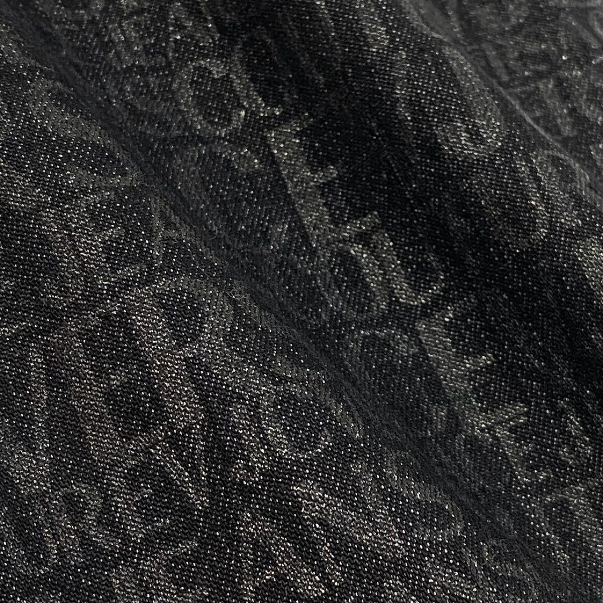 @Id9 VERSACE denim pants with all-over logo print, size 28.u02t
