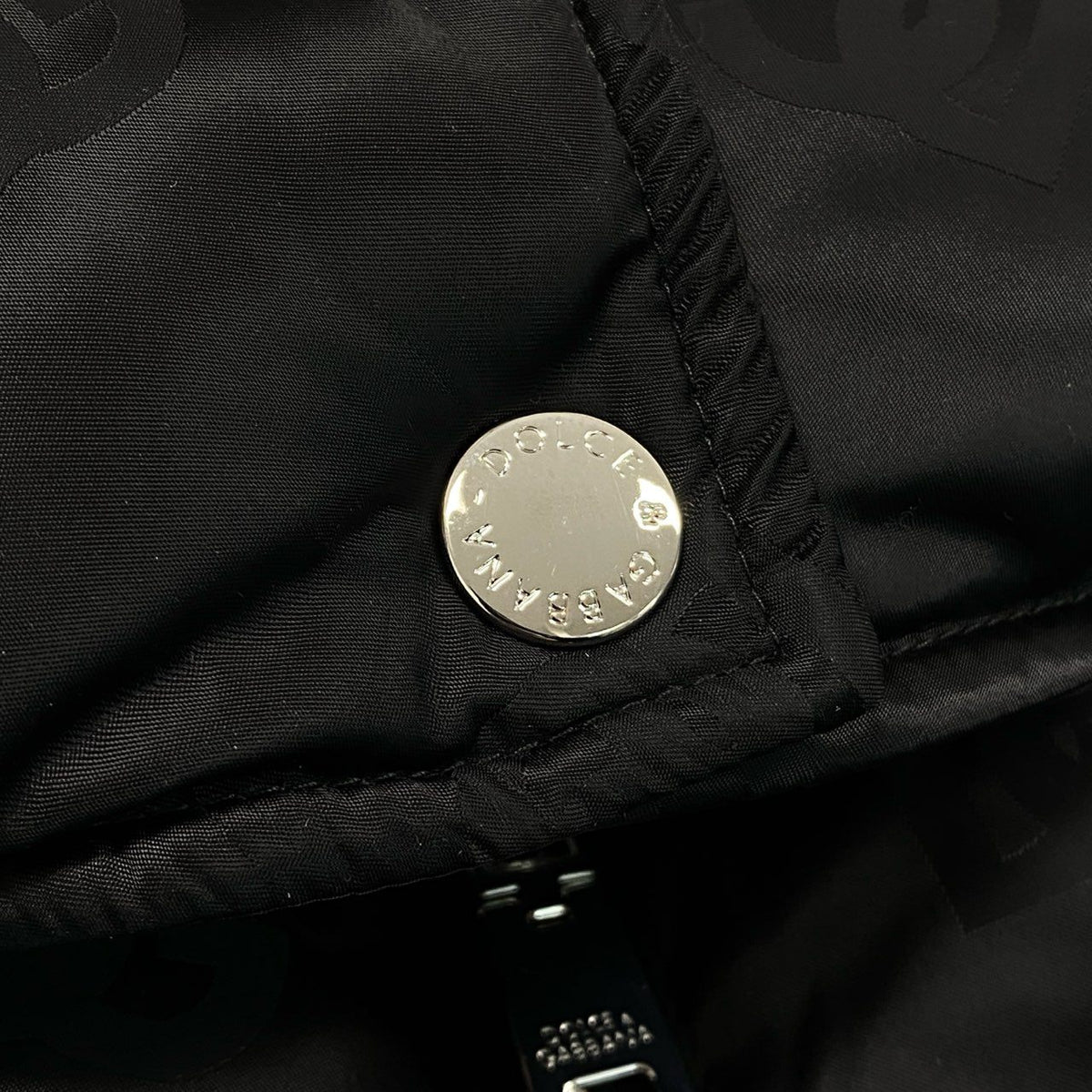 F＠Ic10 DOLCE&GABBANA DG Logo Padded Satin Jacquard Down Jacket Black Size 40 NWTt18r