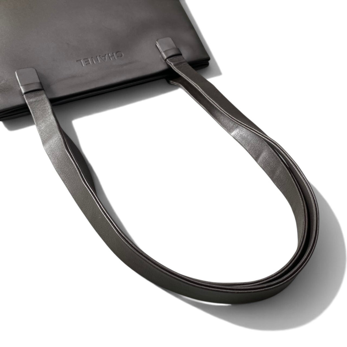 h13《美品》 CHANEL Chanel All-Leather Shoulder Bag (Black)t18r