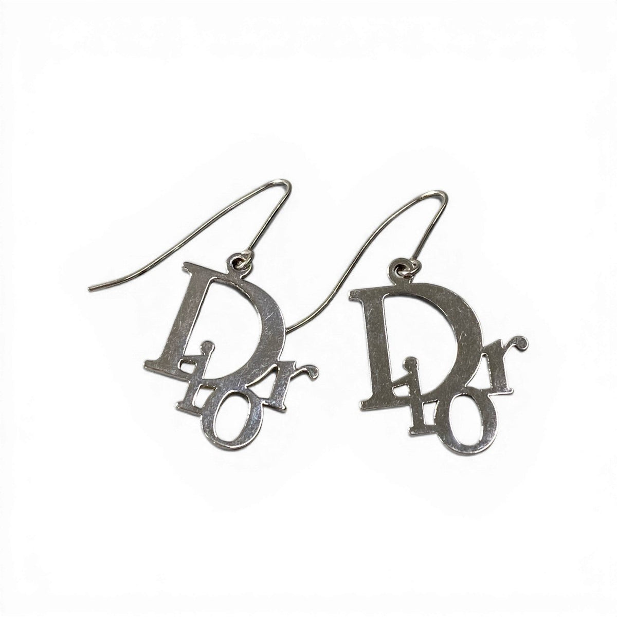 d9 Christian Dior Logo Design Pierced Earringst18r