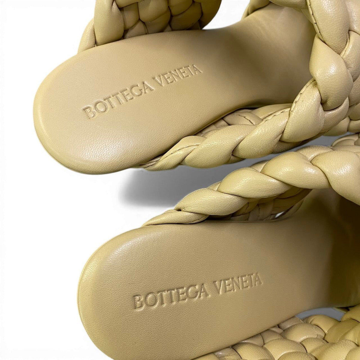 @Ad2 BOTTEGA VENETA Intrecciato Curved Sandalsta1