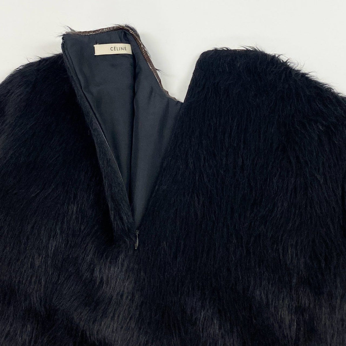 J@ Eb11 CELINE Phoebe-era alpaca wool blouse with fur trim, short sleeves, size 36, black, for womenk02i