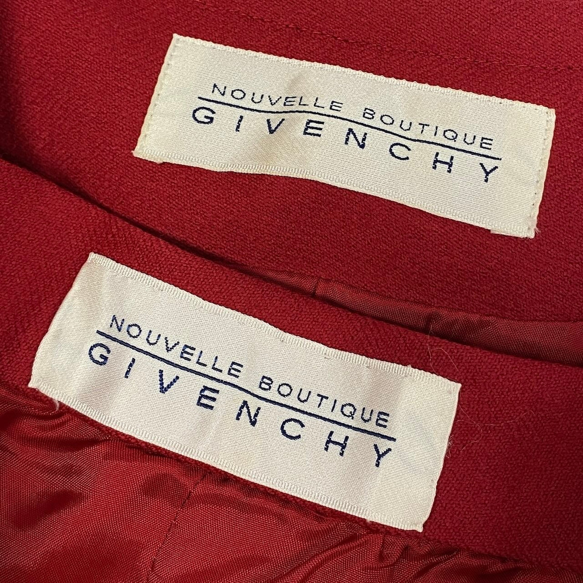 25e14GIVENCHY skirt set, collarless jacket and tight skirt, size 6.u02t