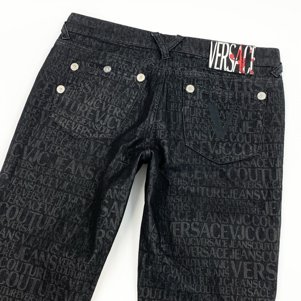 @Id9 VERSACE denim pants with all-over logo print, size 28.u02t